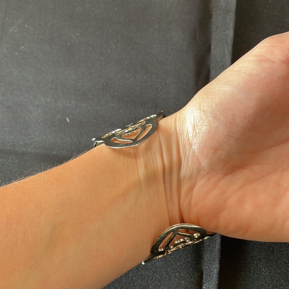 Lia Sophia cuff bracelet - Picture 2 of 2